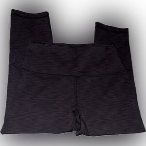 Lululemon Black Space Dye Crop legging size 8